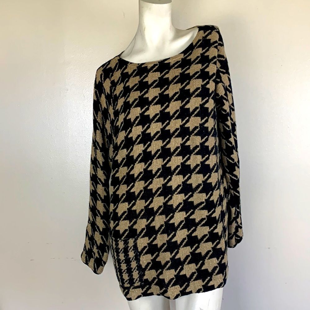 J.Jill tunic sweater shirt top size medium houndstooth pattern tan black M JJill